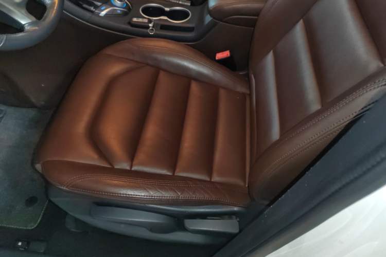 Used Haima V70 2016 1.5T Automatic Comfort Plus 7-Seater
