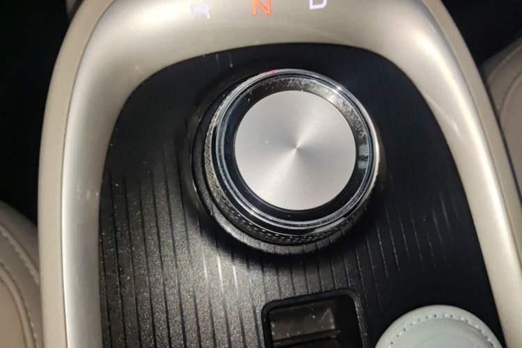 Used ORA Good Cat 2021 400km Standard Range Venus Edition Lithium-Ion Battery Gear Lever