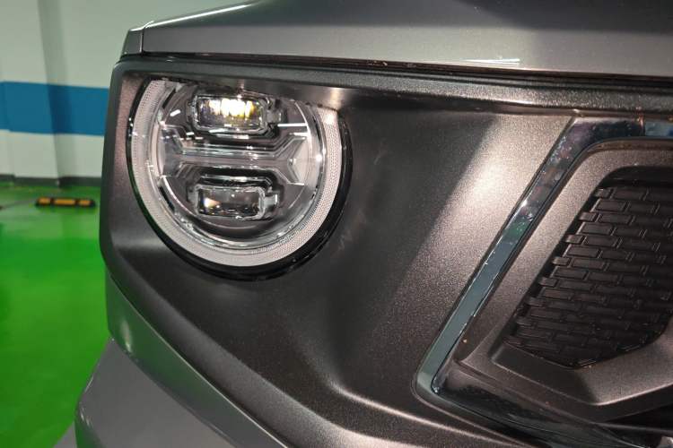 Used Haval H Dog New Energy 2023 DHT-PHEV 105km Tide Electric Version Plus Right Front Headlight