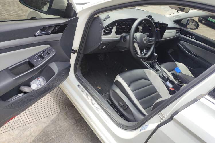 Used Volkswagen Bora 2023 300TSI DSG Prestige Edition