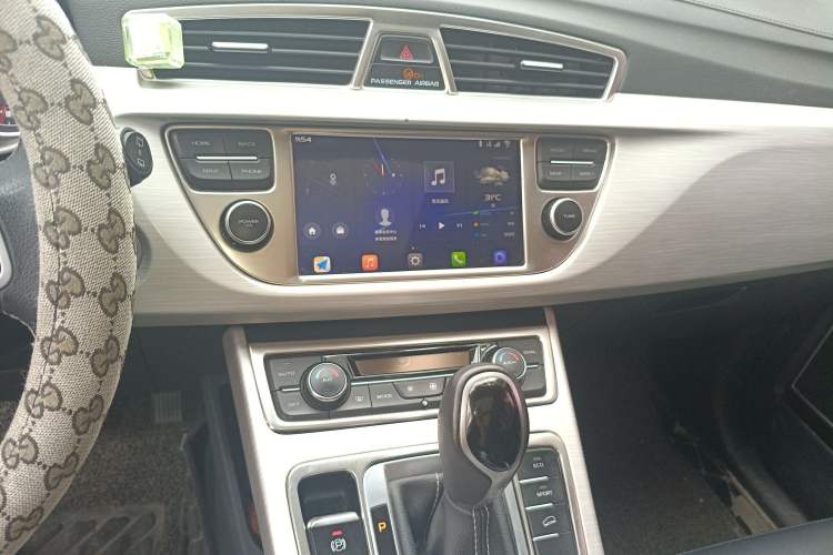 Used Geely Auto Emgrand X7 Sport 2018 1.8TD Automatic Two-Wheel Drive Zhiya Model