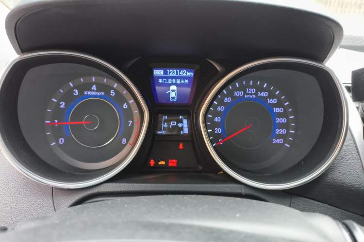 Used Hyundai Elantra (5th Generation / Langdong) 2013 1.6L Automatic Luxury Model Instrument Cluster