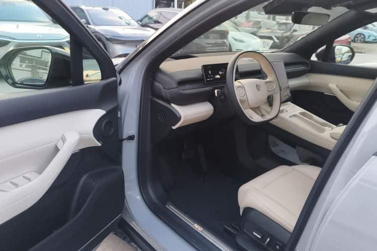 Used Nio ES6 2024 75 kWh
