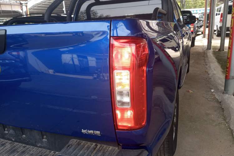 Used Great Wall Poer 2021 2.0T Commercial Version Manual Diesel Two-Wheel Drive Elite Long-Box GW4D20M
