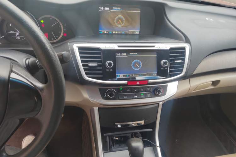 Used Honda Accord 2015 2.0L LX Comfort Edition
