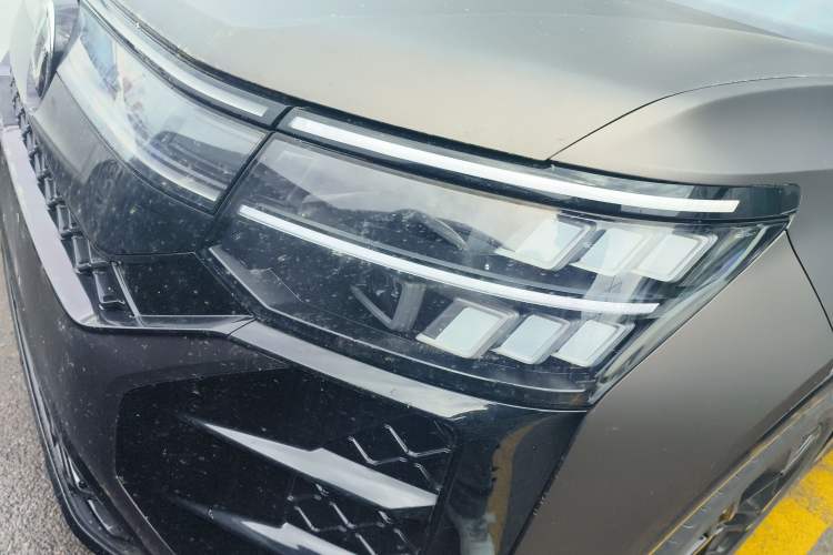 Used Volkswagen Teramont 2025 Tiguan Pro 450TSI Four-Wheel Drive Summit Edition