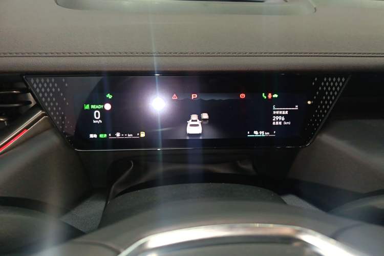 Used Wey Mocha New Energy 2024 Hi4 Four-Wheel Drive Long-Range Version
