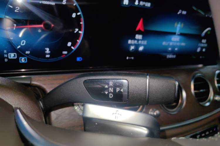 Used Mercedes-Benz E-Class 2023 Updated E 300 L Fashion Edition
