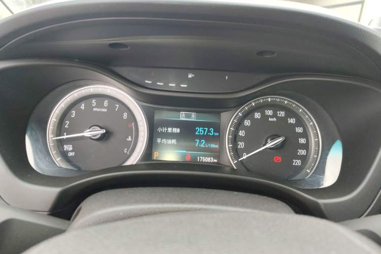 Used Buick GL6 2018 18T 6-Seater Luxury Model