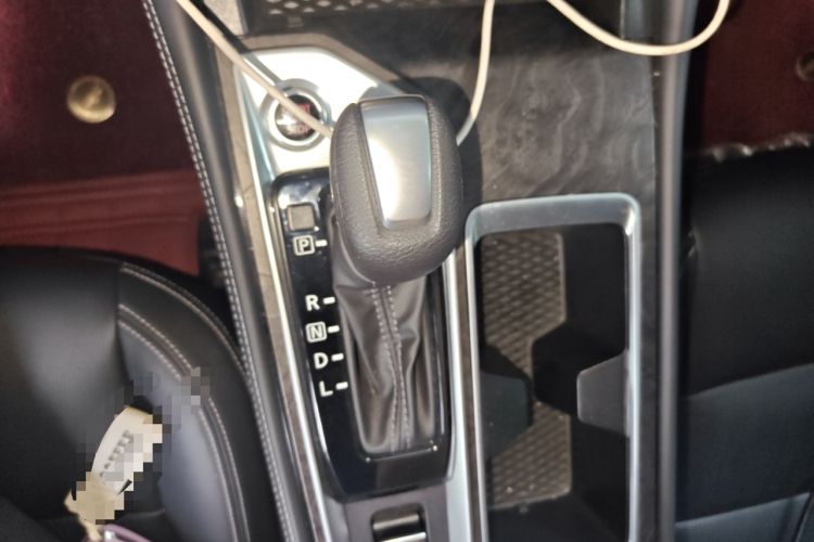 Used Nissan Teana 2024 2.0L XE Genuine Edition Gear Lever