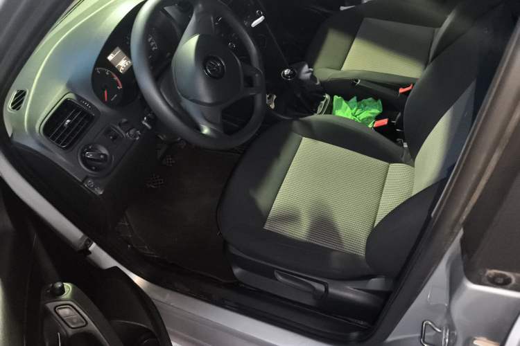 Used Volkswagen Polo 2014 1.4L Manual Fashion Edition