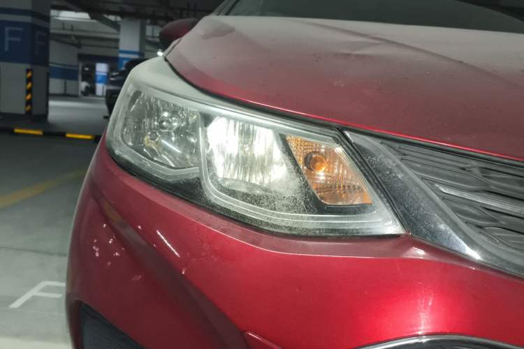 Used Chevrolet Cruze 2017 1.5L Automatic Pioneer Sunroof Edition
