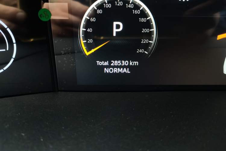 Used CHANGAN UNI-V 2023 1.5T Prestige Model
