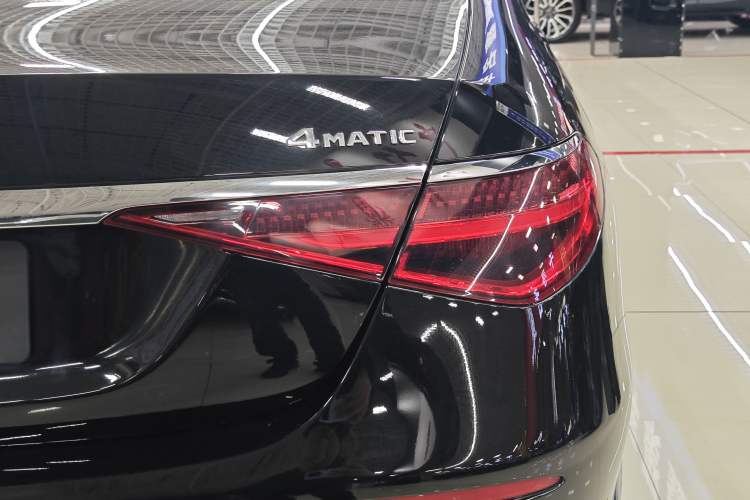 Used Mercedes-Benz S-Class 2023 S 400 L Business Model Right Rear Taillight