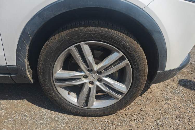 Used Zotye T700 2017 1.8T Dual-Clutch Luxury Model