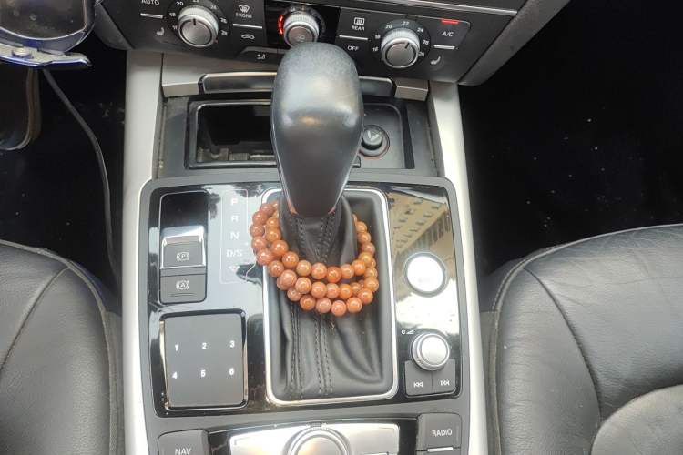 Used Audi A7 2018 40 TFSI Ambition Edition Gear Lever