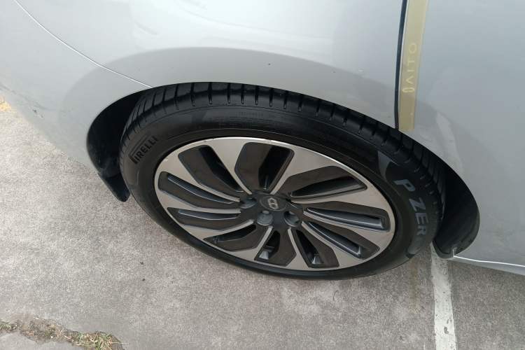 Used Hima AITO M5 2022 Range-Extended Rear-Drive Standard Version