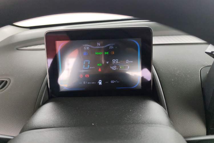 Used CHANGAN NEVO Lumin 2022 210km Sweet Edition
