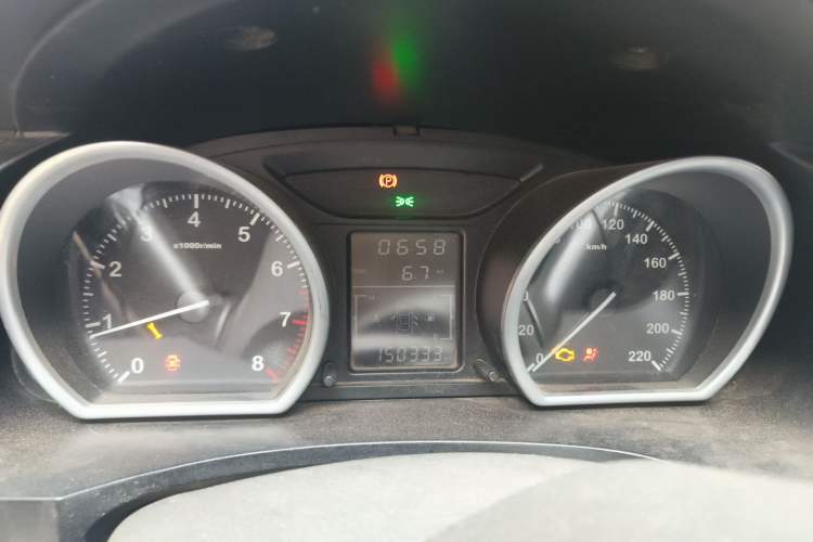 Used Zotye T600 2014 1.5T Manual Luxury Model Instrument Cluster