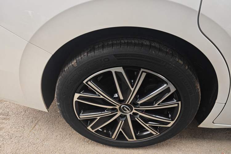 Used GAC Trumpchi E8 2024 Honor Series 2.0L Honor Edition