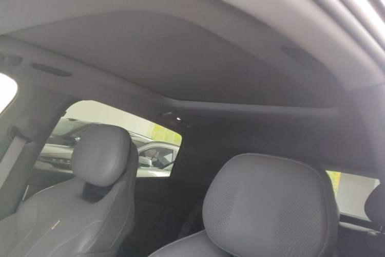 Used Lynk & Co 07 2024 EM-P 126 Long-Range Ultra
