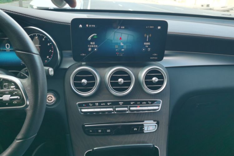 Used Mercedes-Benz GLC 2021 GLC 260 L 4MATIC Luxury Model Audio And AC Panel