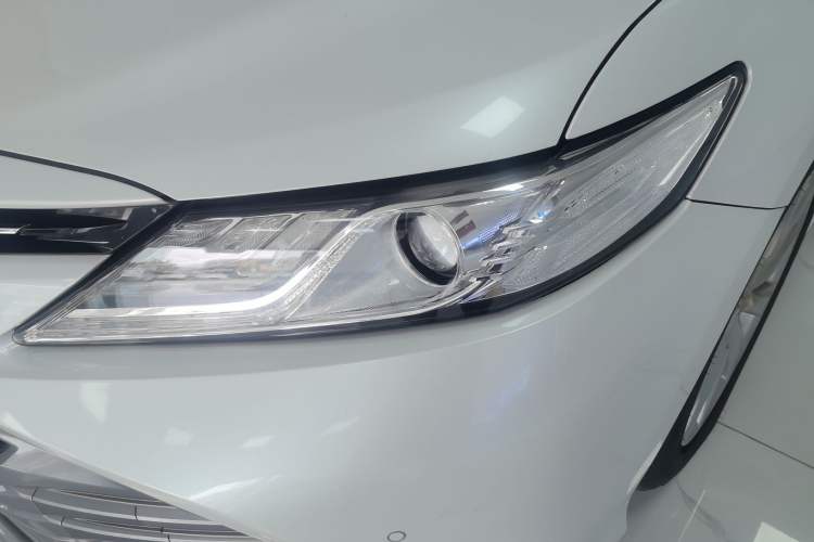 Used Toyota Camry 2019 Revised Version 2.0G Luxury Edition Left Front Headlight