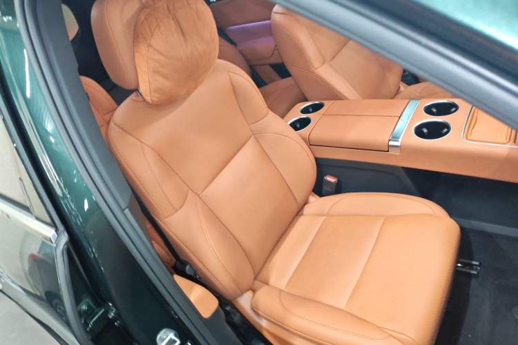 Used Li Auto L8 2023 Pro Model Right Front Seat