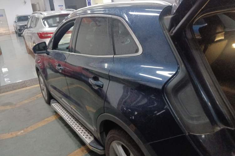 Used Lincoln MKC 2016 2.0T Two-Wheel Drive Deluxe Edition