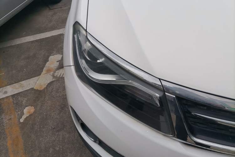 Used Chery Tiggo 5 2016 2.0L CVT Jiayue Edition Right Front Headlight