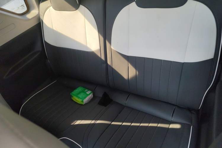 Used Geely Galaxy Panda 2024 Panda Mini 200km Endurance Bear
