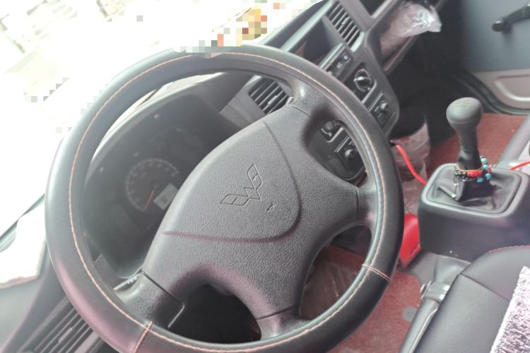 Used Wuling Zhiguang 2023 1.5L Practical Version 5/7 Seats
