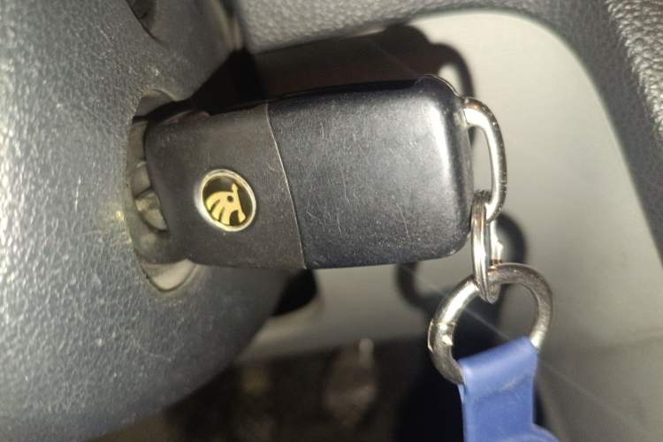 Used Skoda Rapid 2015 1.6L Manual Smart Selection Model
