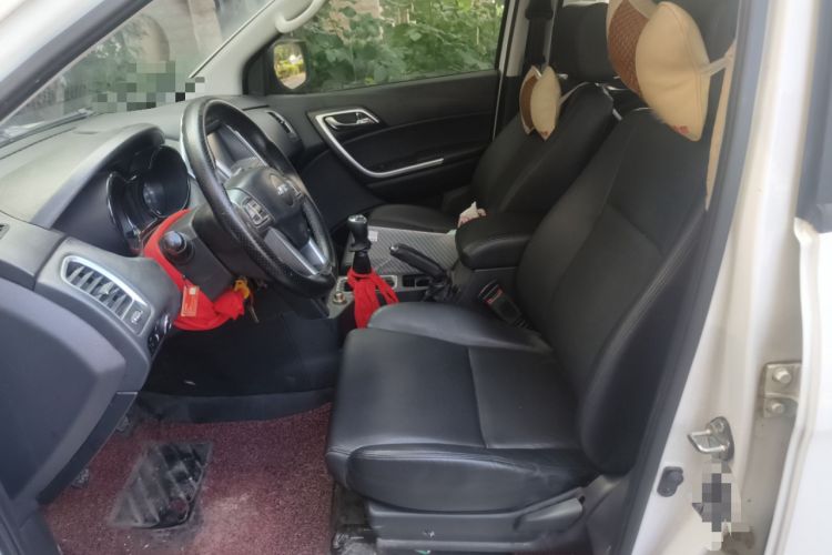 Used JMC Yuhu 5 2018 2.4T Classic Edition Diesel Manual 4x4 Luxury Long-Wheelbase JX4D24A5L
