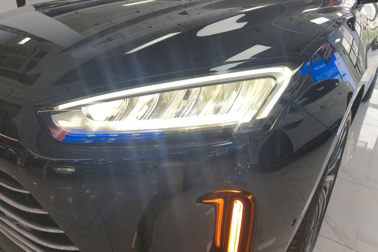 Used Hima AITO M5 2022 Range-Extended Rear-Drive Standard Version Left Front Headlight