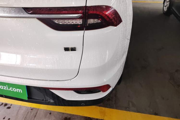 Used Geely Auto Haoyue 2020 1.8TD DCT Luxury Model 5 Seats Right Rear Taillight