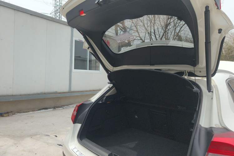 Used Mercedes-Benz GLA 2015 GLA 220 4MATIC Luxury Model