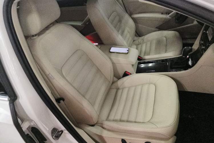 Used Volkswagen Passat 2014 1.8TSI DSG Prestige Edition