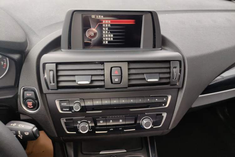 Used BMW 1 Series 2013 Revised 116i Urban Edition Audio And AC Panel