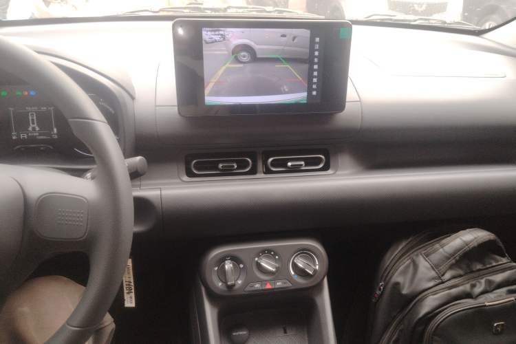 Used Wuling Hongguang New Energy 2025 Extended-Range Hybrid 50KM Comfort Version
