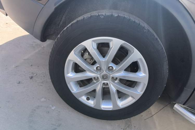 Used Renault Kadjar 2017 2.0L Two-Wheel-Drive Leading Edition
