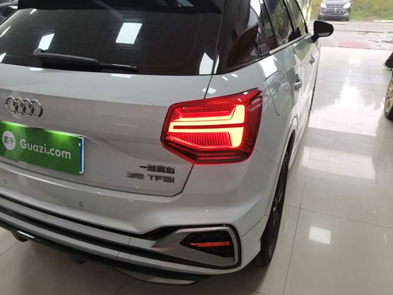 Used Audi Q2L 2022 35 TFSI Progressive Dynamic Edition — 7