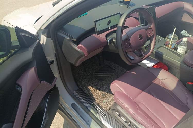 Used Nio ET5T 2024 75kWh Touring Interior 3