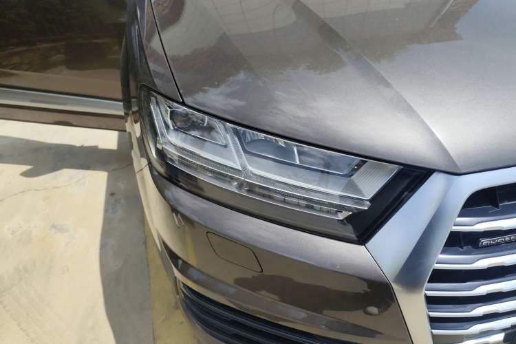 Used Audi Q7 2019 45 TFSI Comfort Model