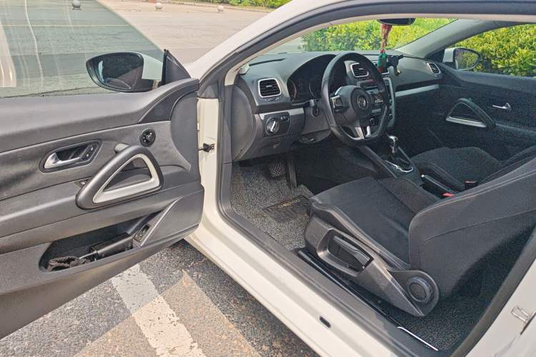 Used Volkswagen Scirocco 2011 1.4 TSI Single-Turbo Fashion Edition
