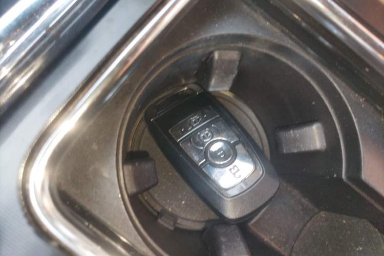 Used Lincoln Corsair 2020 2.0T Four-Wheel Drive Luxury Edition Vehicle Key