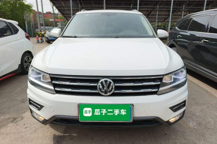 Used Volkswagen Tiguan L 2019 Updated Version 330TSI Automatic Two-Wheel Drive Panoramic Comfort Edition China VI Standard
