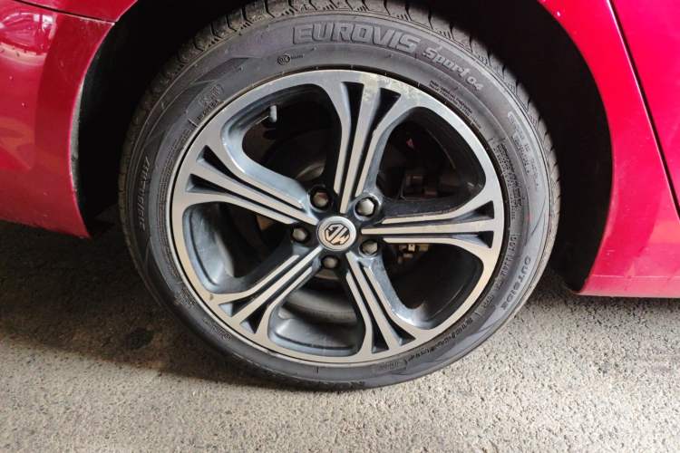 Used MG 6 2017 20T Automatic Luxury Smart Connect Version China V Standard Right Rear Wheel Hub