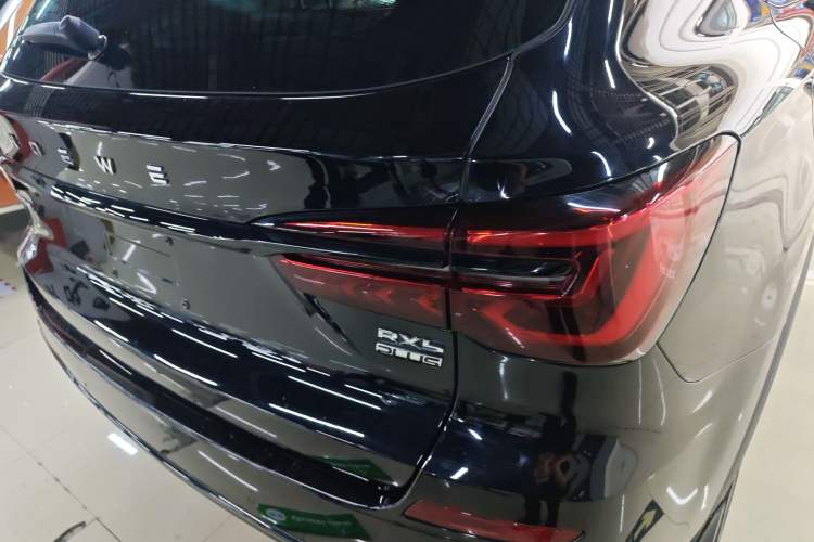 Used Roewe RX5 2020 PLUS 300TGI Automatic Ali National Style Luxury Edition
