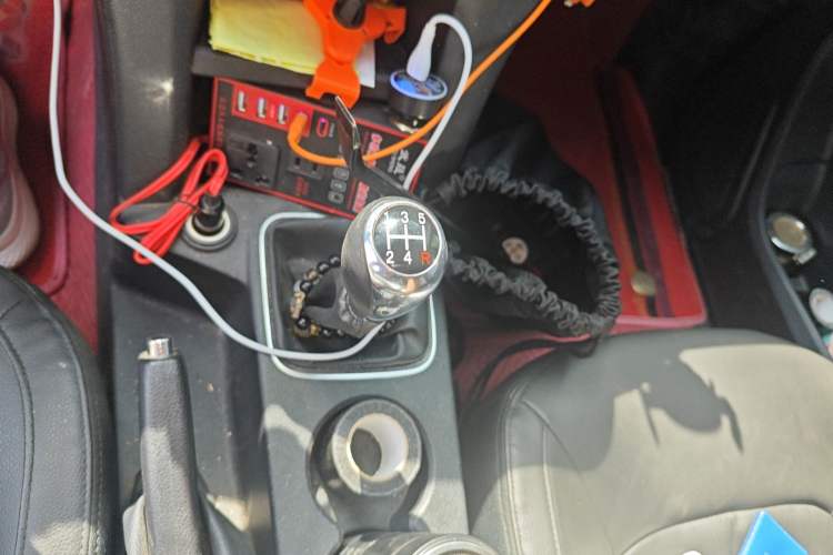 Used JMC Baodian 2020 2.5T Diesel Two-Wheel Drive Comfort Edition Long Wheelbase JX4D25A6L
